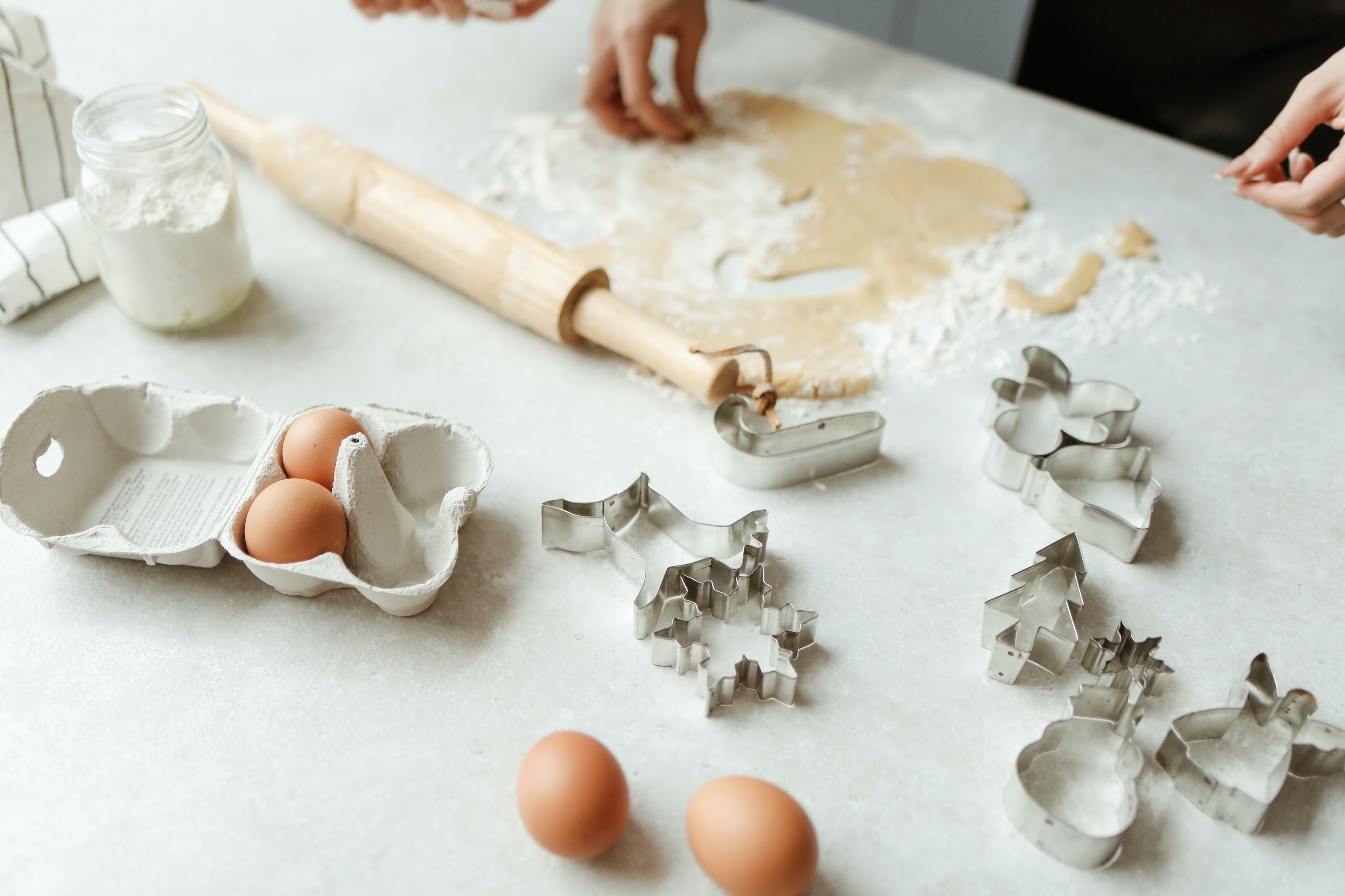 Different tools needed in baking